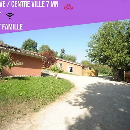 A Carreyrat Calme Et Verdoyant מונטובן