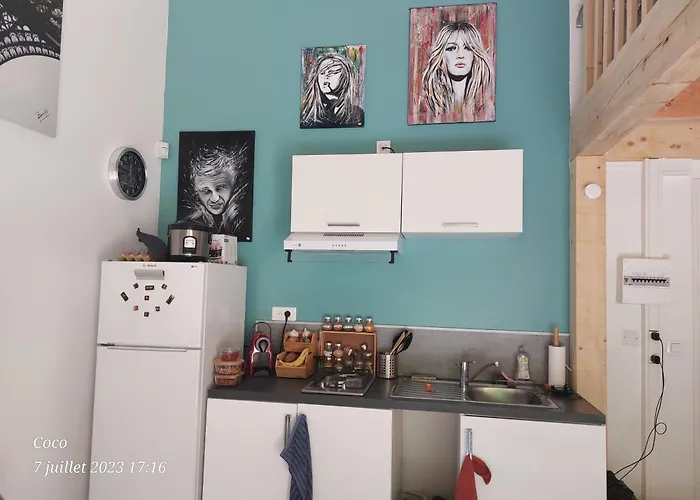 דירה A Carreyrat Calme Et Verdoyant