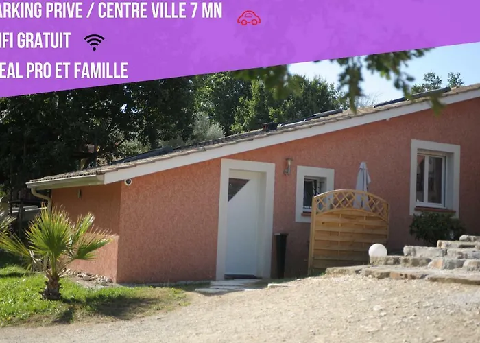 A Carreyrat Calme Et Verdoyant דירה