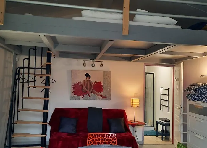 A Carreyrat Calme Et Verdoyant